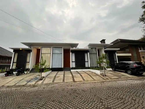 Villa Istana Bunga Amethyst V-09 5 Bedroom With Private Pool, Billiard and Karaoke Set