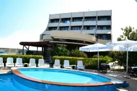 Akropoli Hotel - Havudsigt