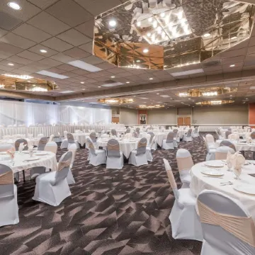 Ramada by Wyndham Fargo