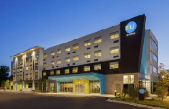 Tru by Hilton Charlotte Tyvola I-77 Hotels near Park Square
