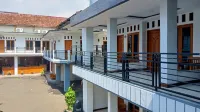 Bydiel Hotel Hotels in Karangtengah