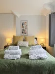 Charming Retreat With Hot Tub & Sauna Sleeps 4 Hotels in Rottingdean