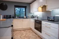 Wisemans House Apartment 2 - Wisemans Bridge - 4-Star