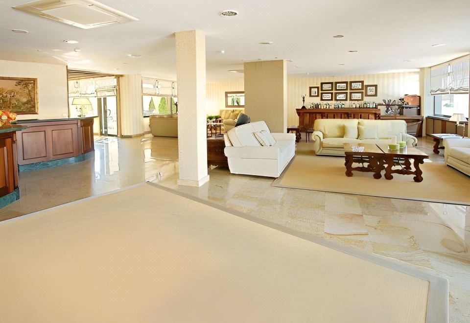 2. 호텔 푸엔테 로..