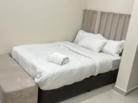 Newly Renovated Gulf Studio with Gym Beach Pool Access 奧扎瑞哈奧哈馬酒店