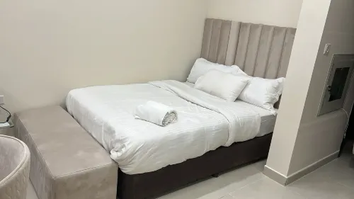 Newly Renovated Gulf Studio with Gym Beach Pool Access