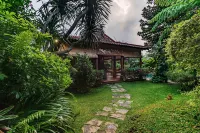 Villa Mulyono - Villas