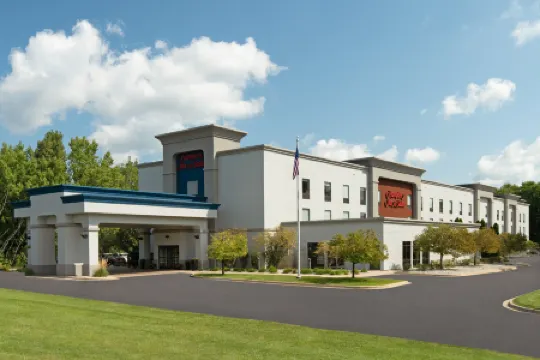 Hampton Inn & Suites Grand Rapids-Airport 28th Street