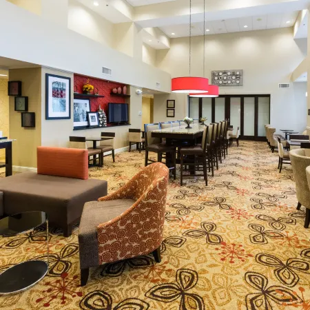 Hampton Inn & Suites Jacksonville-Airport