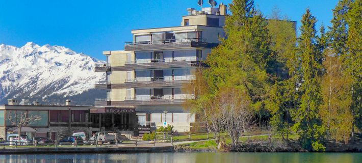 Jeanne d'Arc Apt. C-19 Hotels in Lens