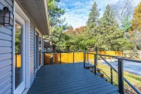 4BR 3bath 9 beds! Pool, hot tub, movie room, basketball court, oasis in LEX