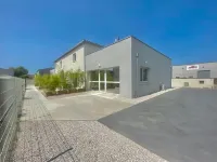 Grand Studio Accessible Pour PMR
