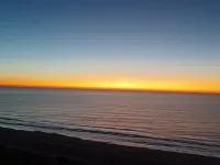 GREAT FOR COUPLES, OCEAN FRONT,SHOWER SPA, GORGEOUS BALCONY OCEAN VIEW  KINGBED