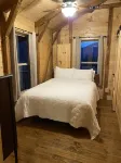 The Hoot Owl - New Cabin in Black Mountain w/ views & discount Biltmore tickets!