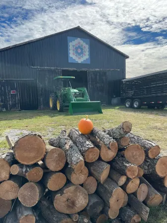 Franklin Ridge Farms Winchester ; Lexington 20 min Stanton 15min. Отели в г. Кларк