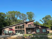 Stunning lake front new construction home in the heart of drowning creek. - 4-Star