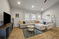 Peaceful retreat w/2 king beds + bunk beds