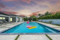 Peaceful Miami Villa/Heated Pool Hotel dekat Florida International University