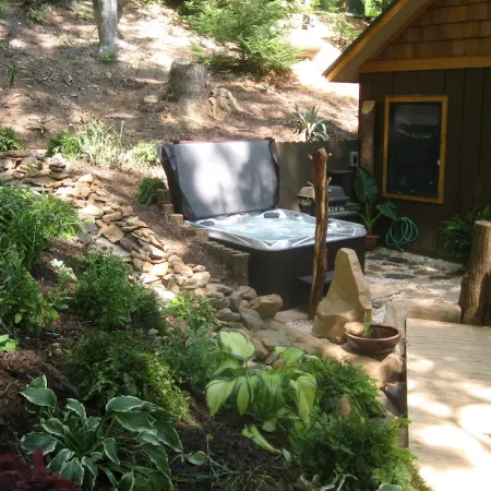 Private Getaway-17 miles to Asheville,  Hot Tub & Fireplace, Pet Friendly