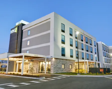 克拉克斯維爾-路易斯維爾北希爾頓惠庭酒店 克拉克縣酒店