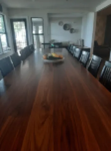 Lakefront, 8 beds, 3 bath, sleeps 18 , large living area, possible bunk room 槍管城酒店