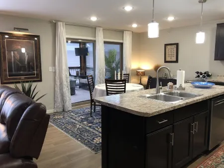 Spacious 2 Bedroom Private Entry Ground Floor  Townhome