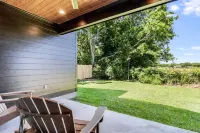 Modern•Game Room•New•King Bed•Sports Complex•Lux•Family Friendly Hotels near Lafayette Regional Airport