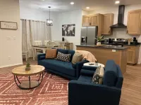 Coco’s Corner - Brand New 3 BD 2 BR Duplex near Palo Duro Canyon State Park - 4-Star