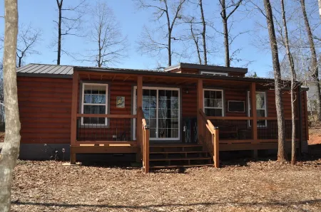 Luxury cabins in the foothills of the Blue Ridge Mountains