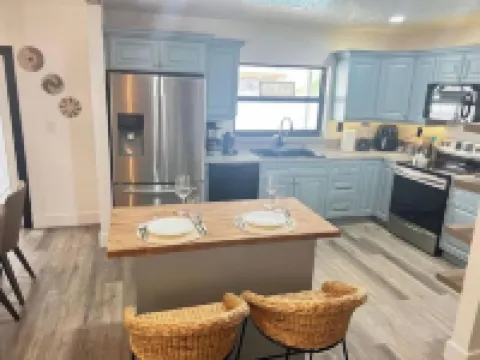 Amazing bohemian house with a pool in a very nice neighborhood