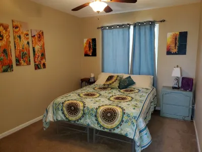 Pet-friendly, Family-friendly & Fun-Friendly Central-to-Everything Phoenix Home Hotels in Alhambra