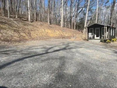 Fishing Cabin Getaway Hotels near Cathedral Caverns State Park Hiking Trails