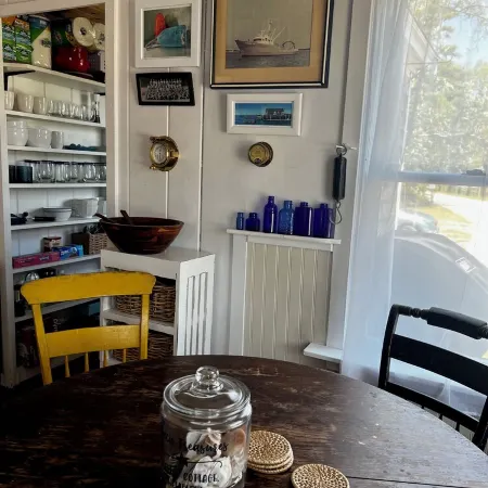 Classic Cape Cod Beach Cottage Steps to Private Beach or Stroll to Town! A/C !