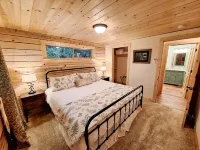 Relax and Unwind at Peaceful Pines Log Cabin and Outdoor Sauna