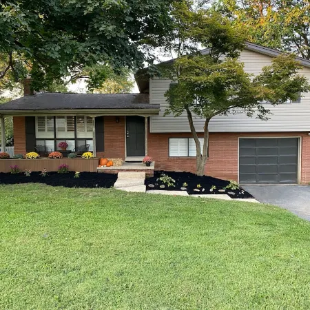Spacious Lancaster Home Near Spooky Nook, Family-Friendly, Flexible Layout