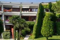 Ai Teatri Apartment - Lake view - terrace - WiFi Các khách sạn gần Torre di San Martino