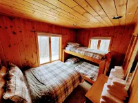 Luxury 8BR Ski In/Out Okemo Chalet on Sachem Trail Sleeps 22 Adults