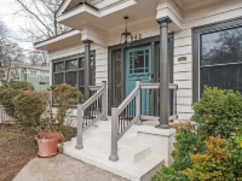 !NEW! MCM Retreat in Downtown Decatur Hotels in Decatur