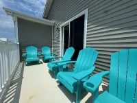 Beach Block & Fully Stocked! Steps to Sand, 3 Parking Spots, Great for Families!