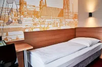 McDreams Hotel Ingolstadt Hotels near Bavarian Army Museum