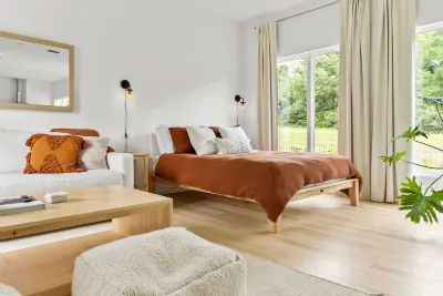 Modern Tranquil Retreat on Fruit Orchard