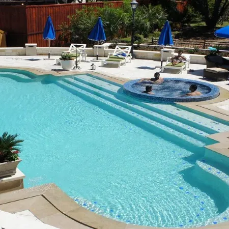 Hill Country Paradise Resort at Lake Buchanan - 1hr from Austin