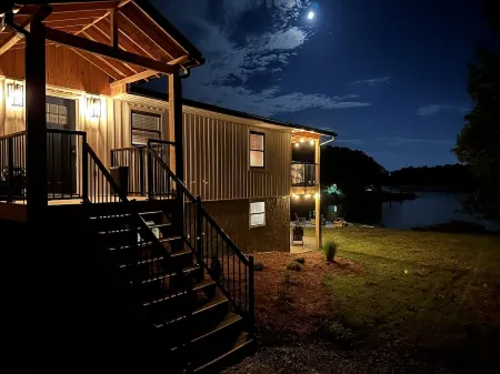 STAY HERE! 2 Homes sleep up to 28! Private cove 2 docks and personal boat launch