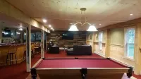 Moose Creek Lodge Great for Large Groups!