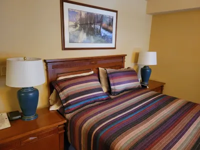 2 Bedroom/2 Bath Condo  Sleeps 8