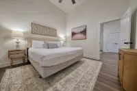 Brand New, Beautifully Appointed, Country Cottage!