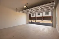 Luxe Downtown Townhouse – Walkable, Stylish & Spacious