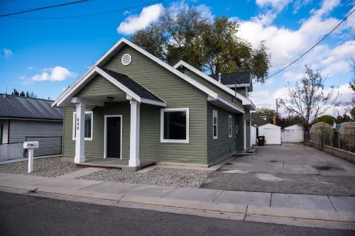 Midvale Manor - New Remodel - Off Street Parking.. Hotel a Midvale