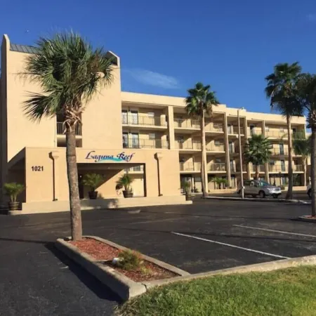 Waterfront, Romantic, Views, Pool/Hot tub, Kitchen, 2 TVs, Fishing Pier, WIFI