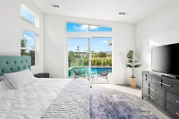 Private home: Open Space, Pool, Spa & Breathtaking Mountain View